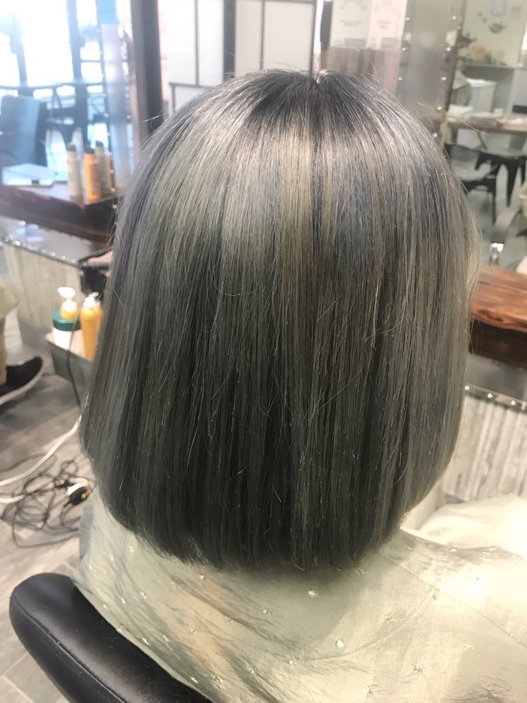作品參考 / 最新消息:緊貼潮流colour套餐包焗油護理❣
